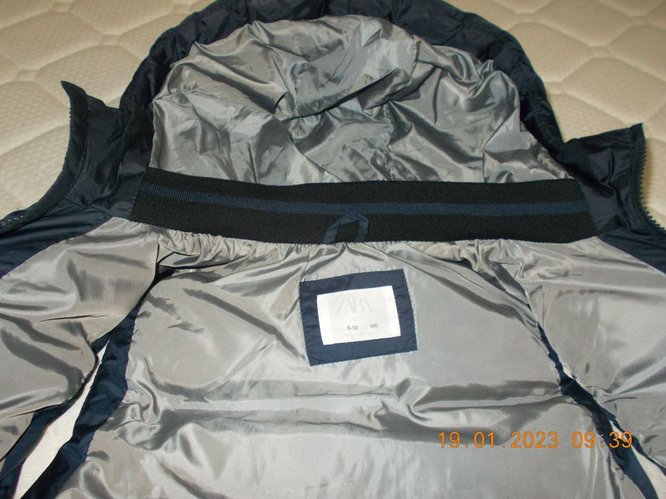 Детски елек на ZARA за 9-10 години