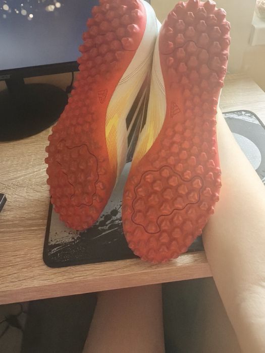 Бутони adidas 42,5