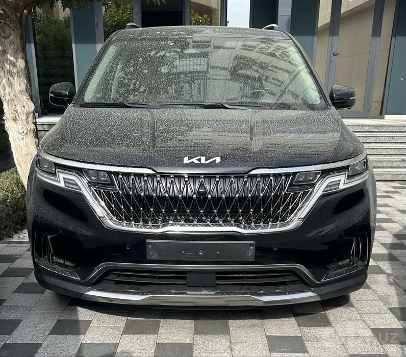 Kia Carnival 2022 год