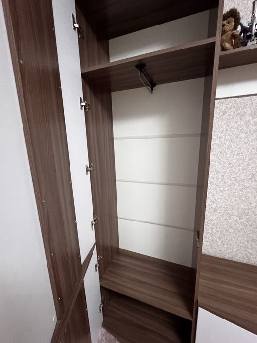 Продам гостиную 100 тыс