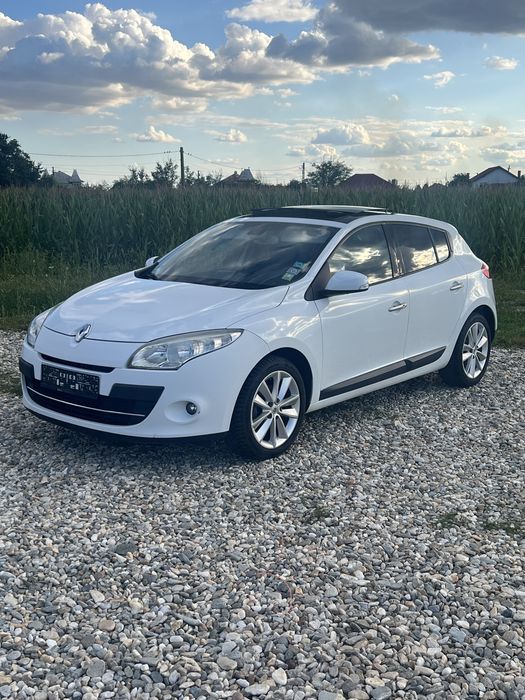 RENAULT Megane