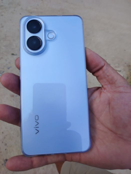 Продам телефон vivo V60lite