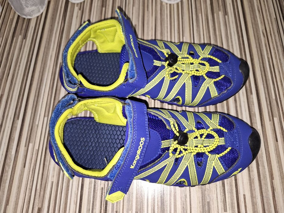 Sandale KangaRoos marime 40 ca noi.