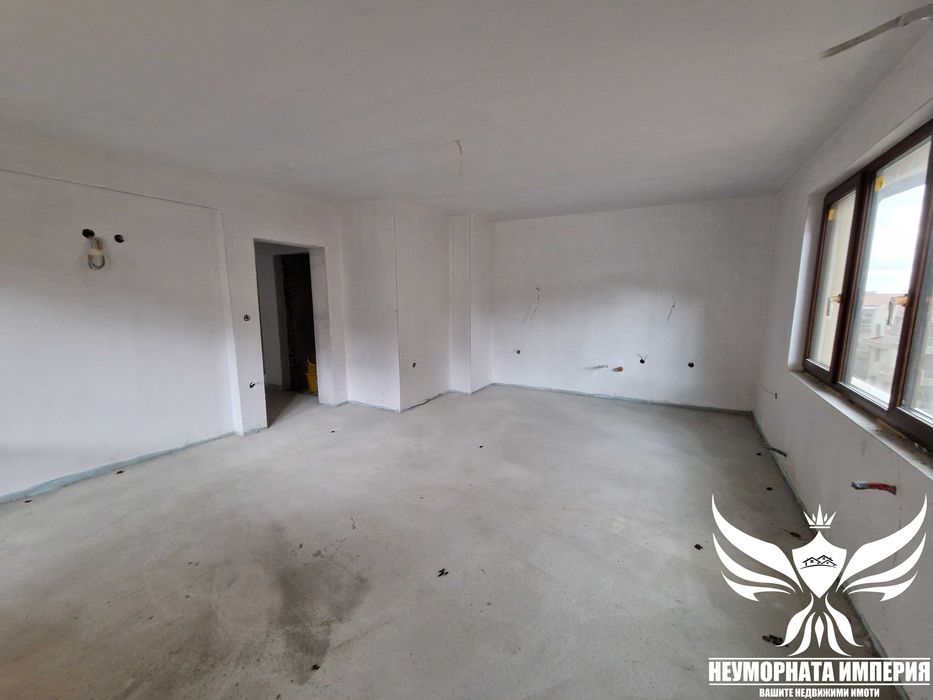 Продава се Тристаен апартамент в Асеновград - 92 кв.м за 1093 €/кв.м - Снимка #2