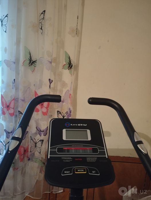 Velo trenajor.velo sportivniy