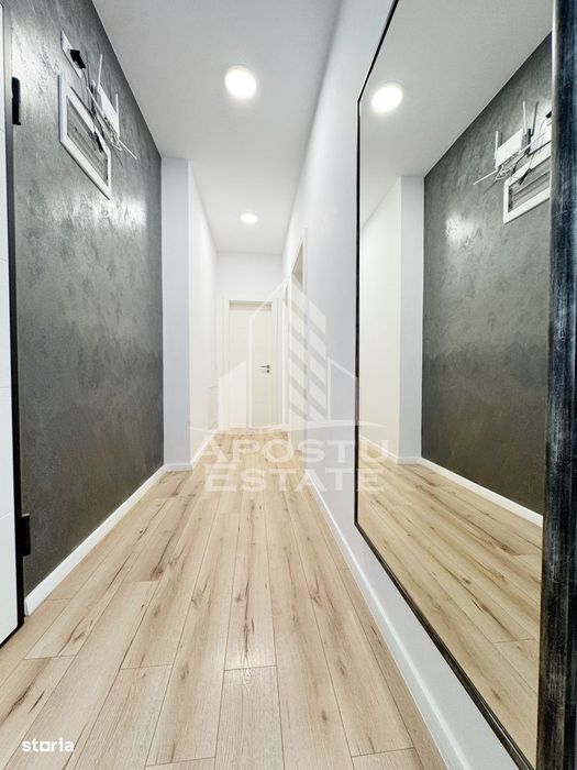 Apartament 3 camere de vanzare, etaj 3/5 cu lift - Giroc, zona Lidl