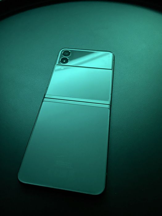 Samsung Galaxy Flip 3 128gb