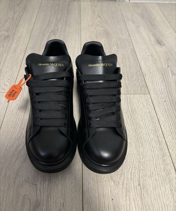 Nou!! Alexander mqueen