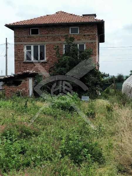 1700кв.м. двор!Къща в Избеглии 64976