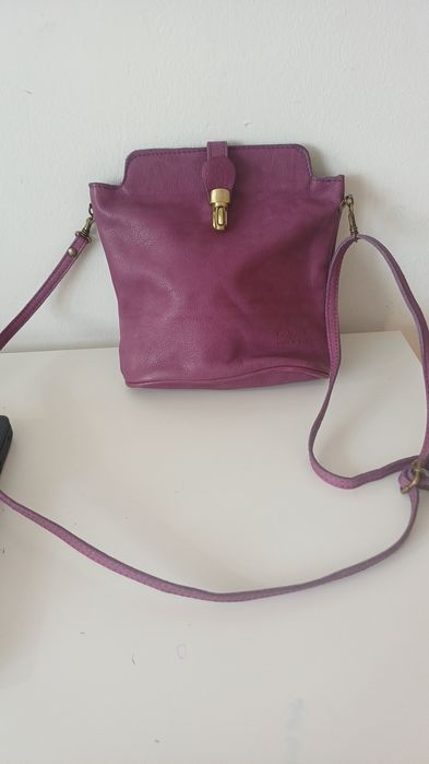 Лилава чанта естествена кожа