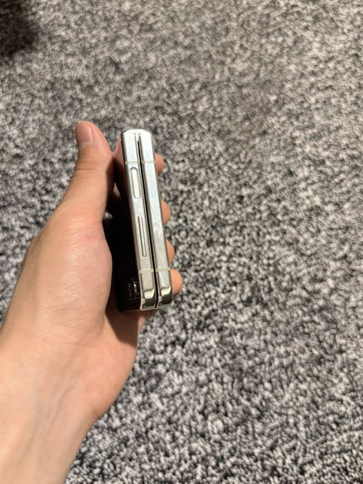 Samsung Z Flip 5 Yevro