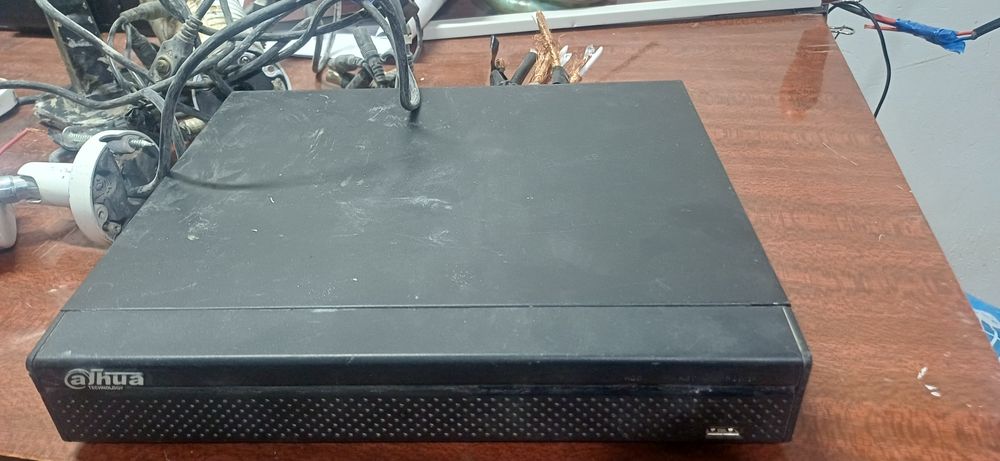 Kameralar va Dvr sotiladi