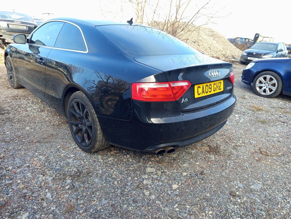 Ауди А5  2.0 TFSI  2010 год