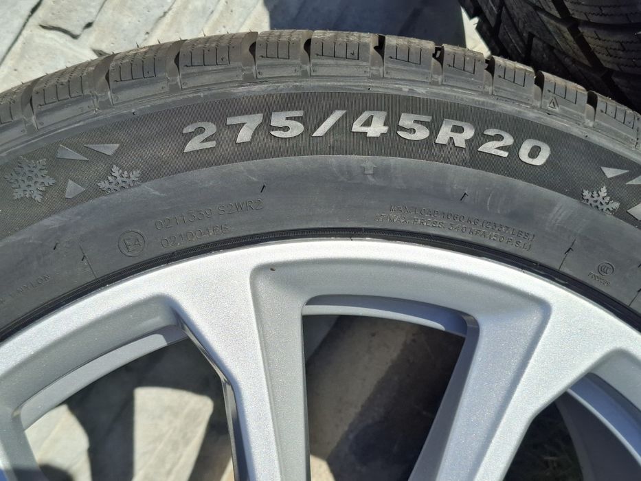 20 " Оригинални Джанти BMW X5, X6 G05,G06 с чисто нови зимни гуми