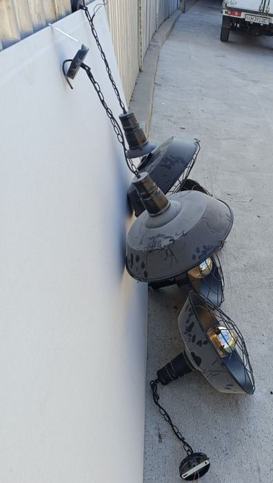 Qandil lampichka sotiladi.