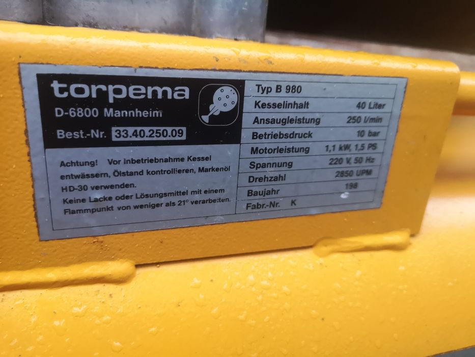 Немски КомпресорToprema 250l/min 10bar 220V 40Litra