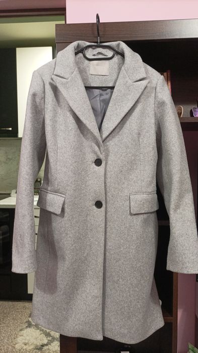 Сиво дамско палто