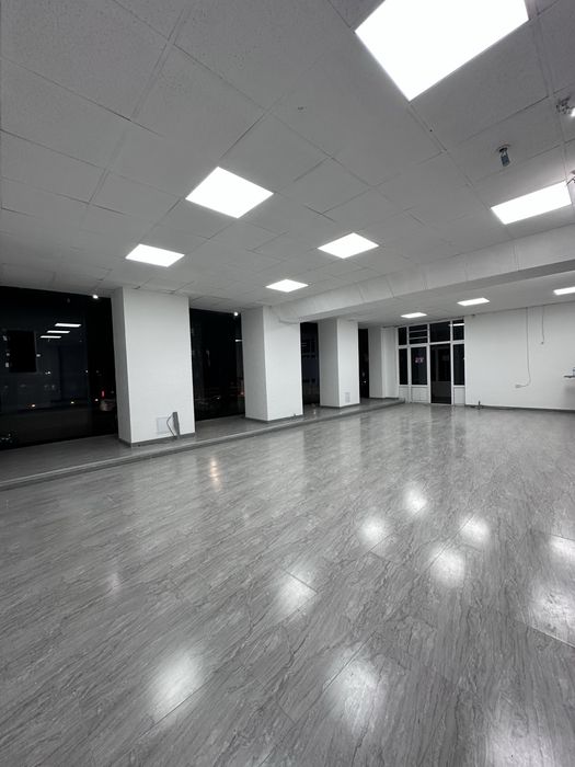 Помещение 180m2 Аренда Шота Руставели под магазин