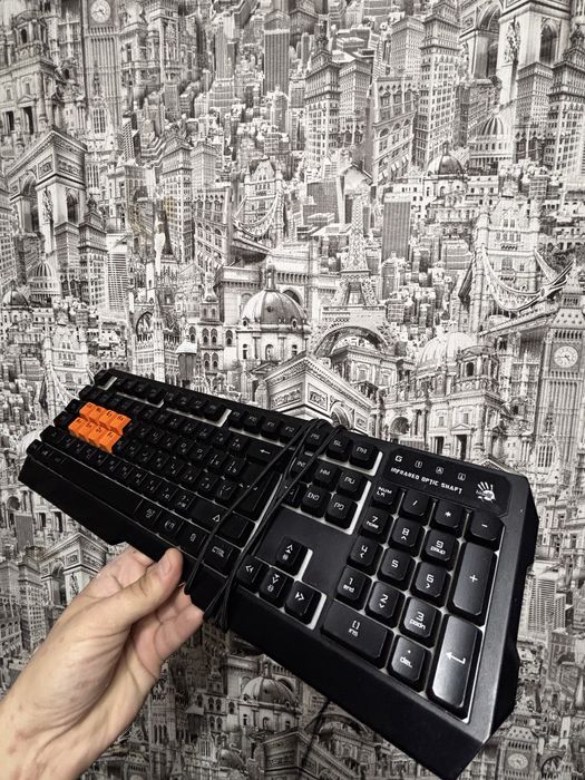 Игровые наушники