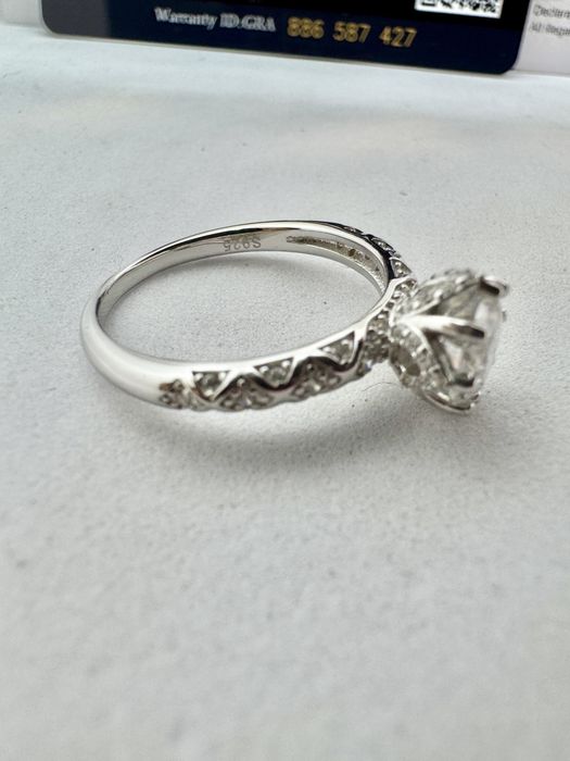 Сребърен пръстен с мойсанит (Диамант) 1 карат