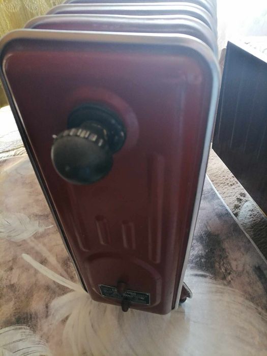 Продавам  електрически радиатор