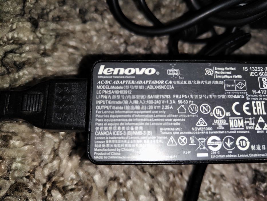 Incarcator adaptor sursa charger laptop Lenovo 20v 2.25a original