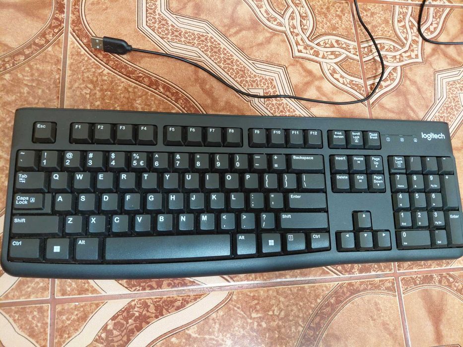 Tastatură logitech
