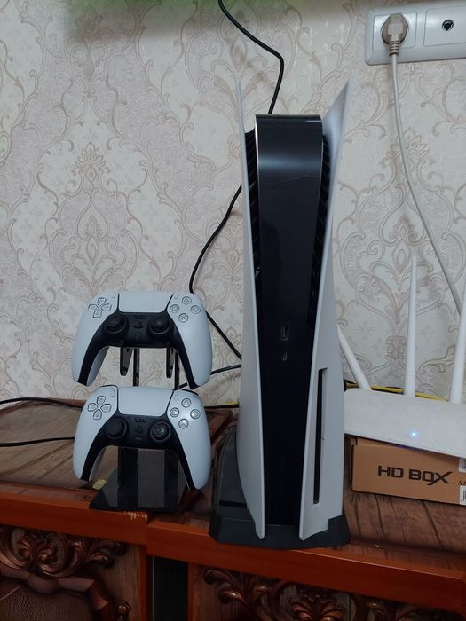 Ps5 disc oyini bilan