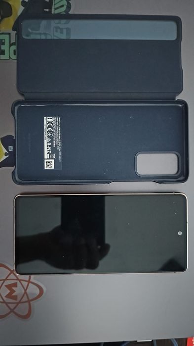 Vând telefon Samsung Galaxy S20 FE 4G, 128 GB, în stare foarte bună, complet funcțional.
