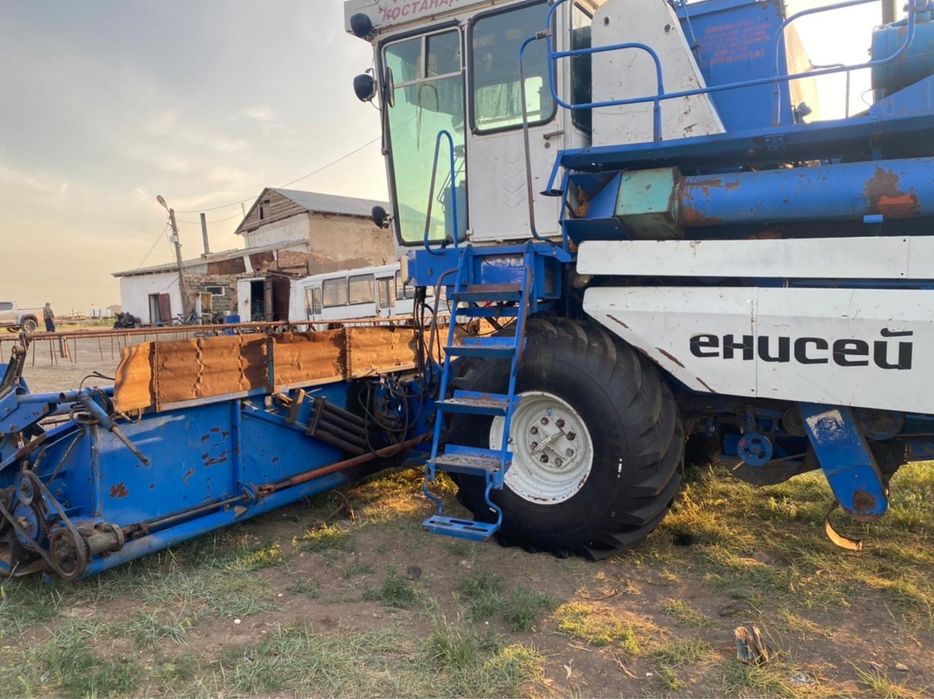 Продам комбайн Енисей 1200НМ