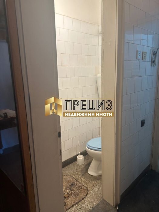 Продажба 3-стаен гр. Шумен - Център 76m² - снимка 8