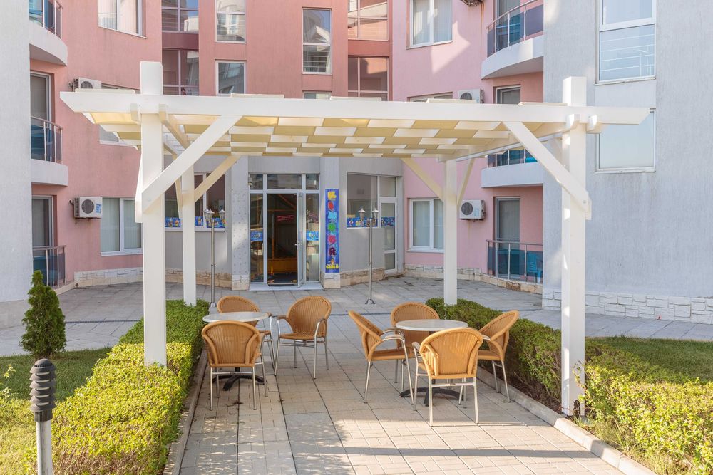 Продава се Двустаен апартамент в с. Равда, Област Бургас - 65 кв.м за 651 €/кв.м - Снимка #22