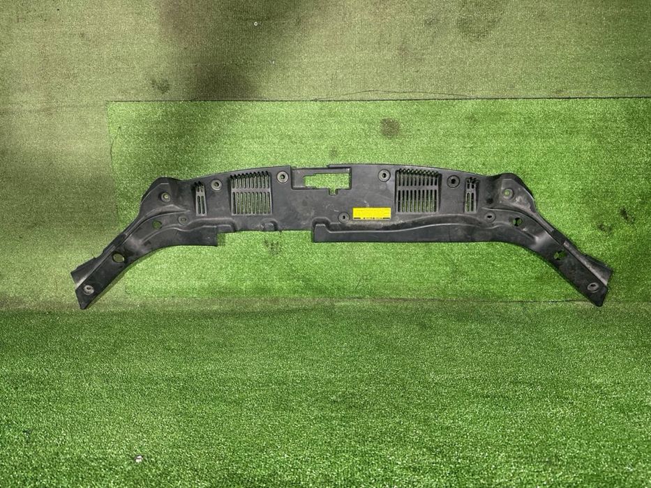 Накладка на радиотар Toyota Highlander