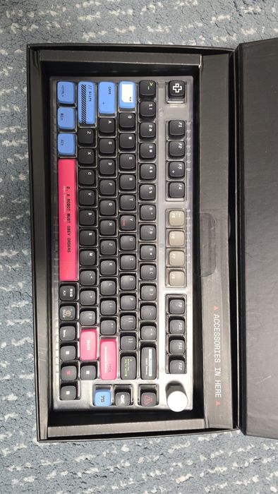 Tastatura qwertykey 75