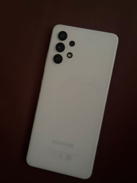 А32 samsung. Б/у……..