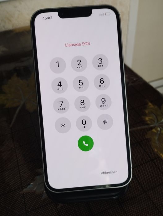 Vând iPhone  16E