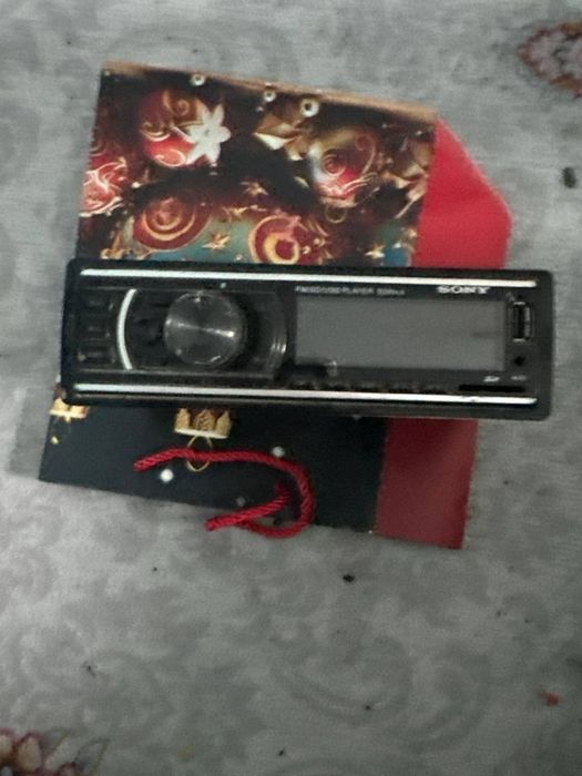 Продаю магнитофон sony