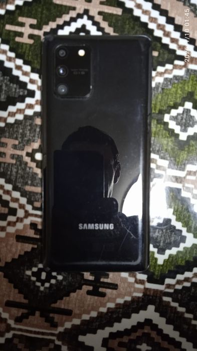 Продам самсунг с 10 лайт