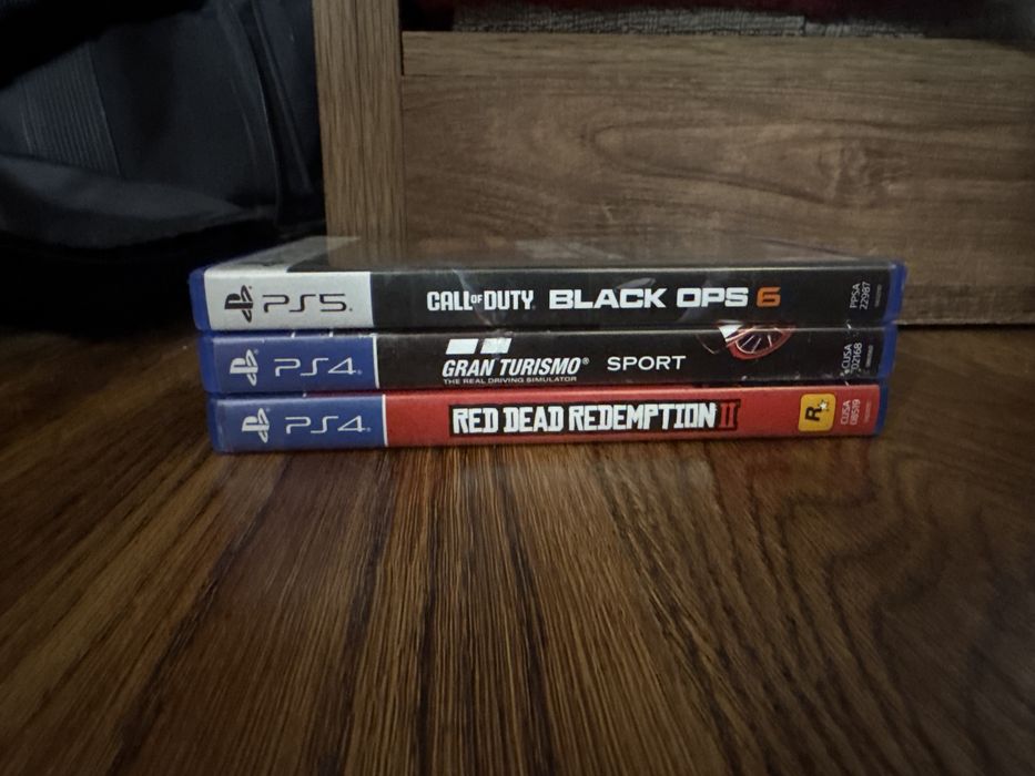 Диски на PS5 Почти новые