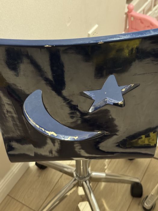 Стул поворотный детский