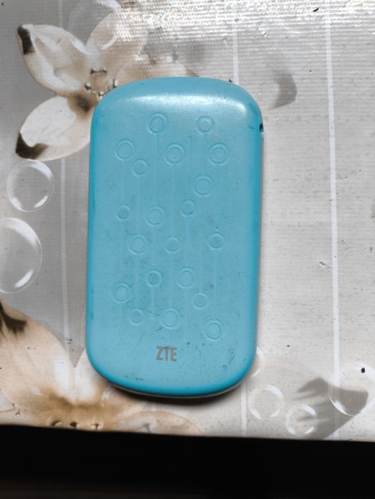 Продам телефон ZTE