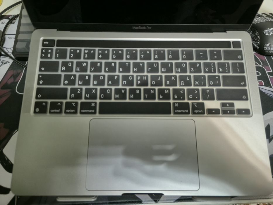 Macbook Pro M1, 8 GB / 256 GB