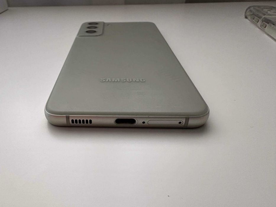 Samsung Galaxy S21 FE 5G – маслинено зелен, с кутия
