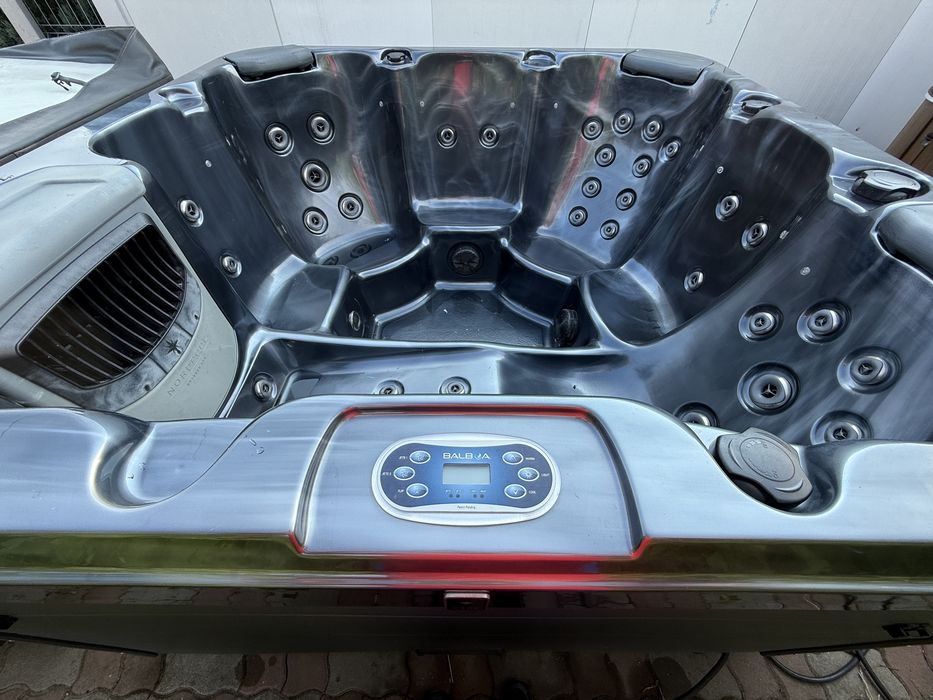 Jacuzzi Whirlpool Jakuzzi Balboa Viskan cadă cu hidromasaj spa ciubăr baie