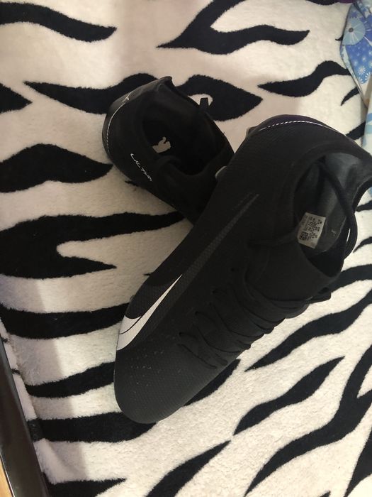 Ghete fotbal puma ultra ag/fg