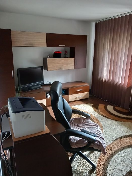 Apartament decomandat cu 2 camere