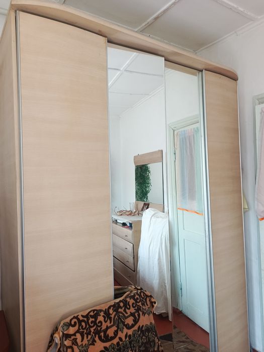 Продам  не дорого Мебель