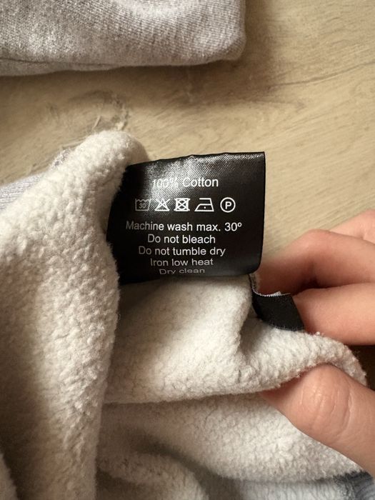 Оригинален суитшърт на Cole Buxton