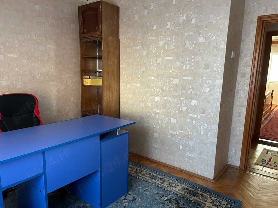 Ap 3 camere decomandat centru