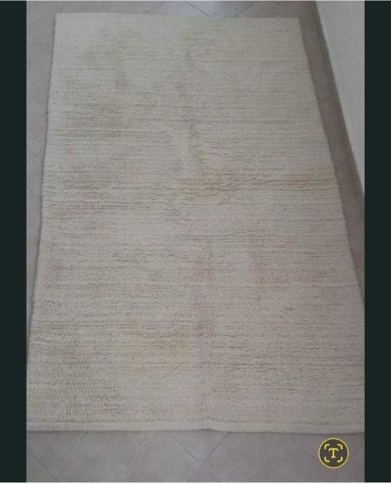 Продавам китеник бял за тек легло. Изпращам само по Еконт.